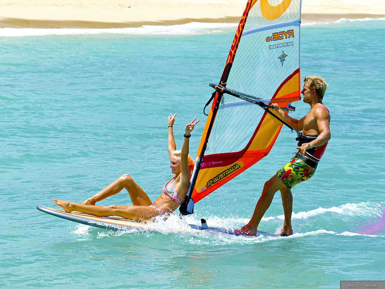 content/hirek/jp17-windsurfsup-02-indra.jpg